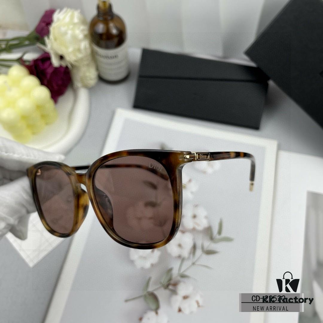 DIOR France | Polarized TR90 Sunglasses Model 22522 with Lightweight Comfort Fit and Stylish Design