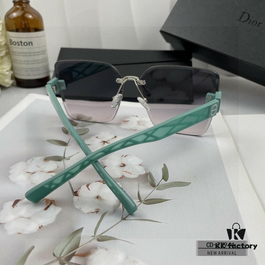 DIOR France | TR90 Lightweight Frame with Polarized Lenses by Polaroid, Model 77944