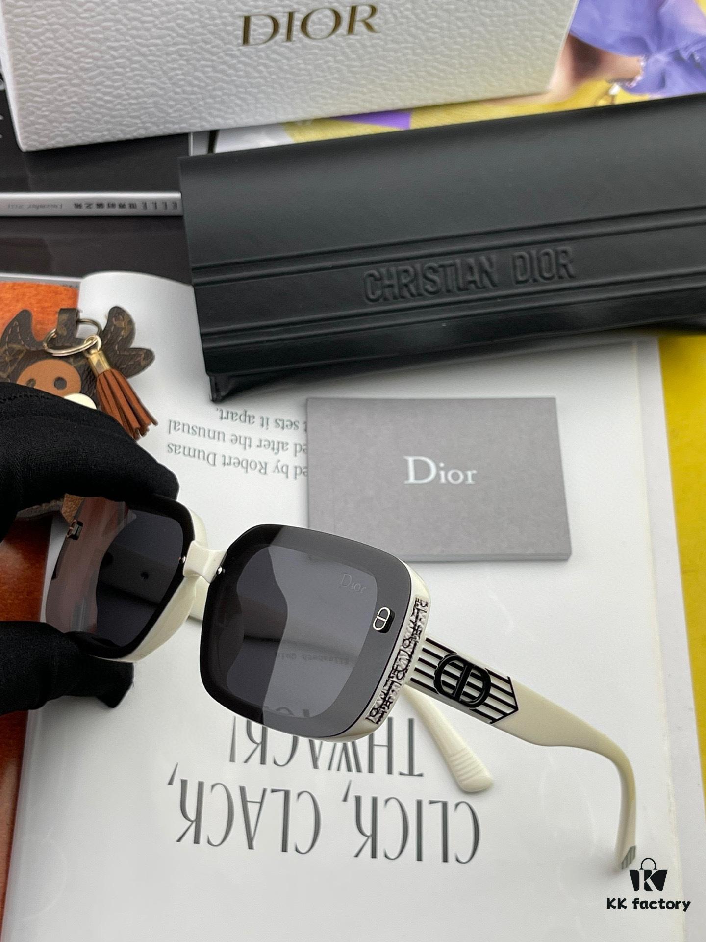 DIOR 2024 Spring New Arrival Trendy Fashion Square Polarized Sunglasses High-Quality Comfortable Wear Influencer Style Women's HD Polarized Sunglasses 🕶️ High-Quality TR Frame Model: CD5771