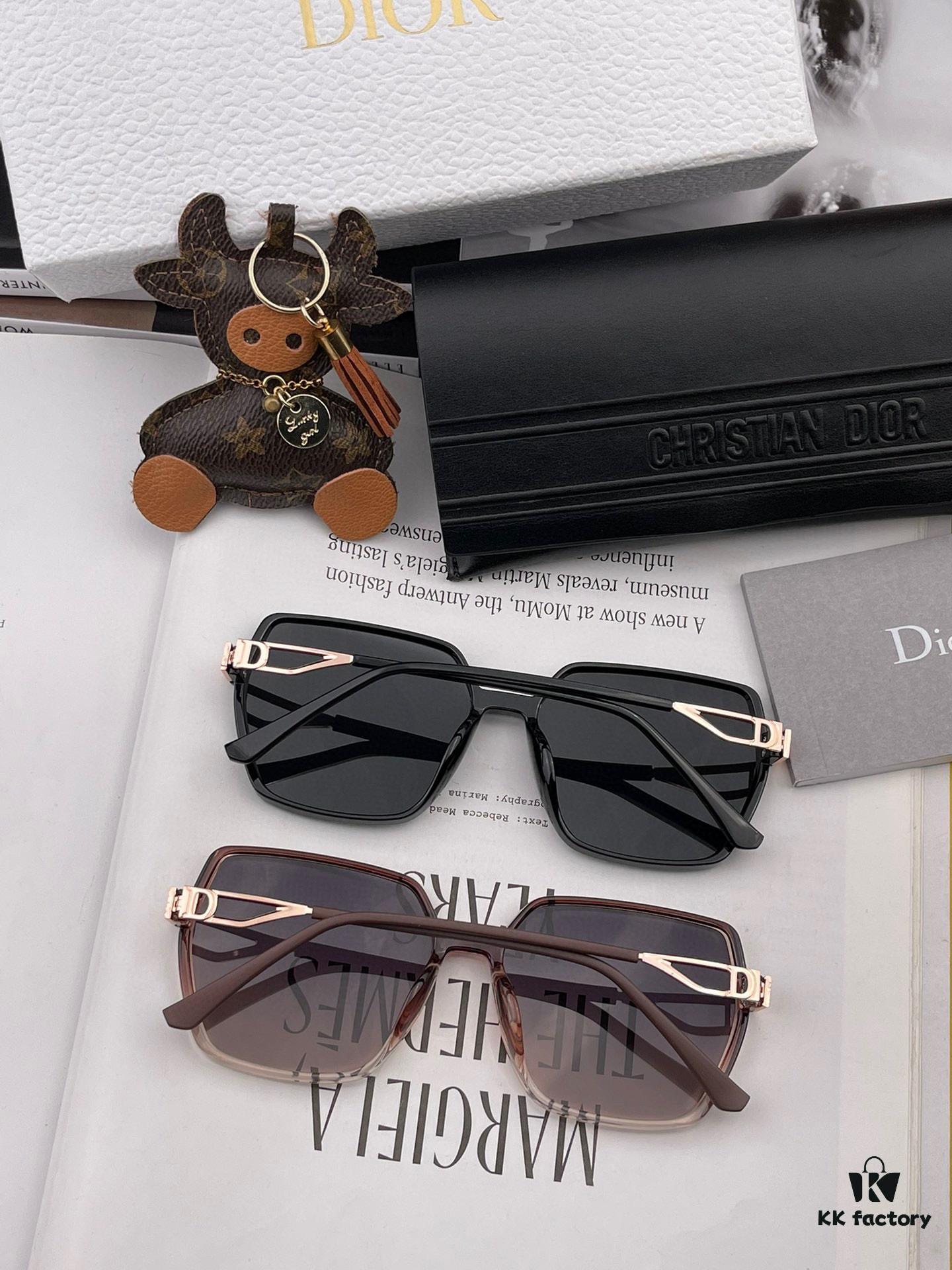 【DIOR】2024 Spring New Arrival Trendy Fashion Square Polarized Sunglasses High-Quality Comfortable Wear Influencer Style Women's HD Polarized Sunglasses 🕶️ High-Quality TR Frame Model: CD8359