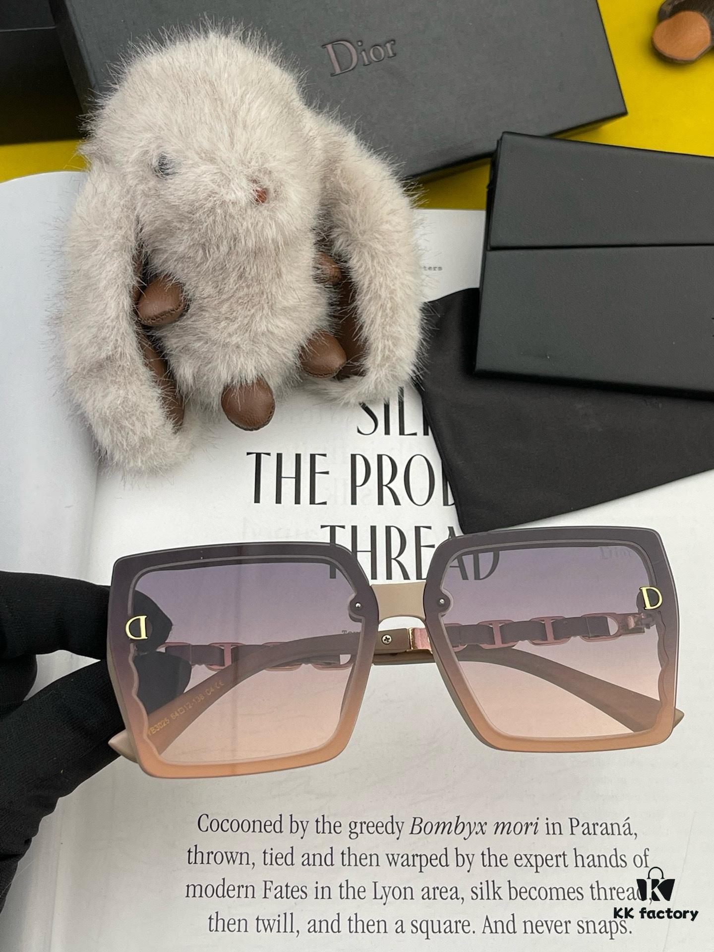 DIOR 2024 Spring New Arrival Original Shipment Influencer Super Hit Blue Classic Luxury Worldwide Fashion Square Sunglasses Premium Quality Authentic High-End Logo Model: CD5302