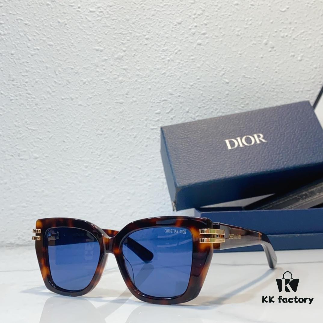 140 DIO* STAR STAR STAR MODEL: CDIOR S1I STAR STAR STAR SIZE: 53-15-145 STAR STAR STAR Eyeglasses Sunglasses