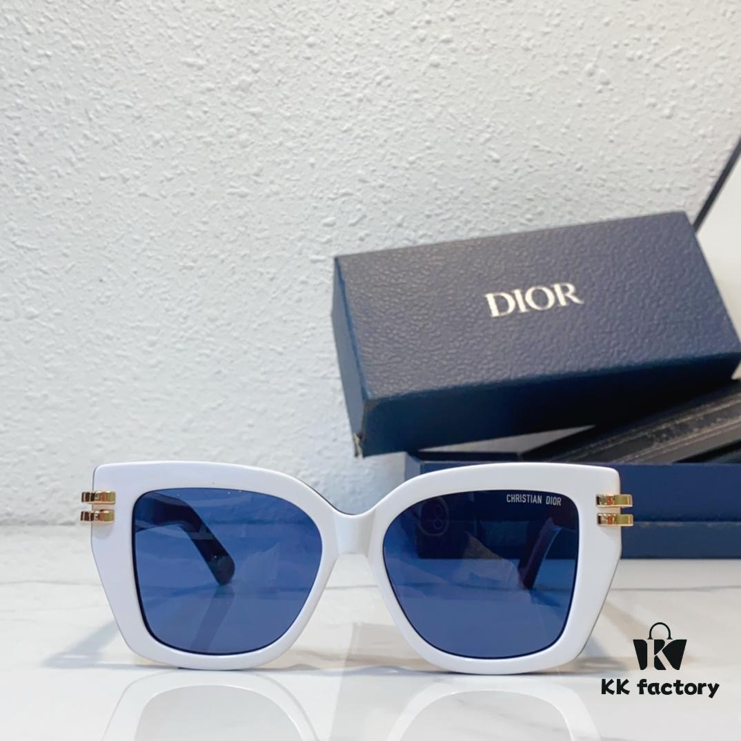 140 DIO* STAR STAR STAR MODEL: CDIOR S1I STAR STAR STAR SIZE: 53-15-145 STAR STAR STAR Eyeglasses Sunglasses