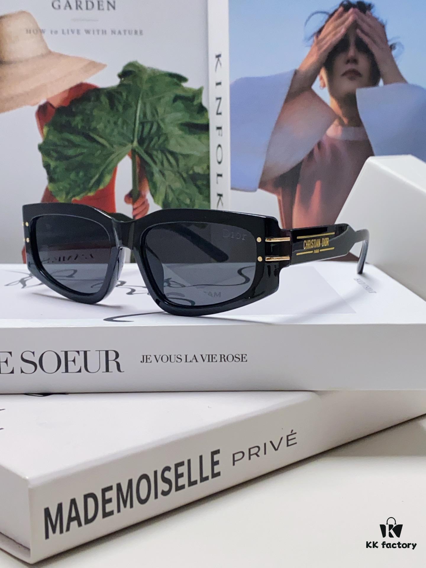 Dior 2024 New Arrival Unisex Fashion Retro Square Sunglasses Elegant and Stylish Lightweight Slim Frame Signature S9U Sun Glasses