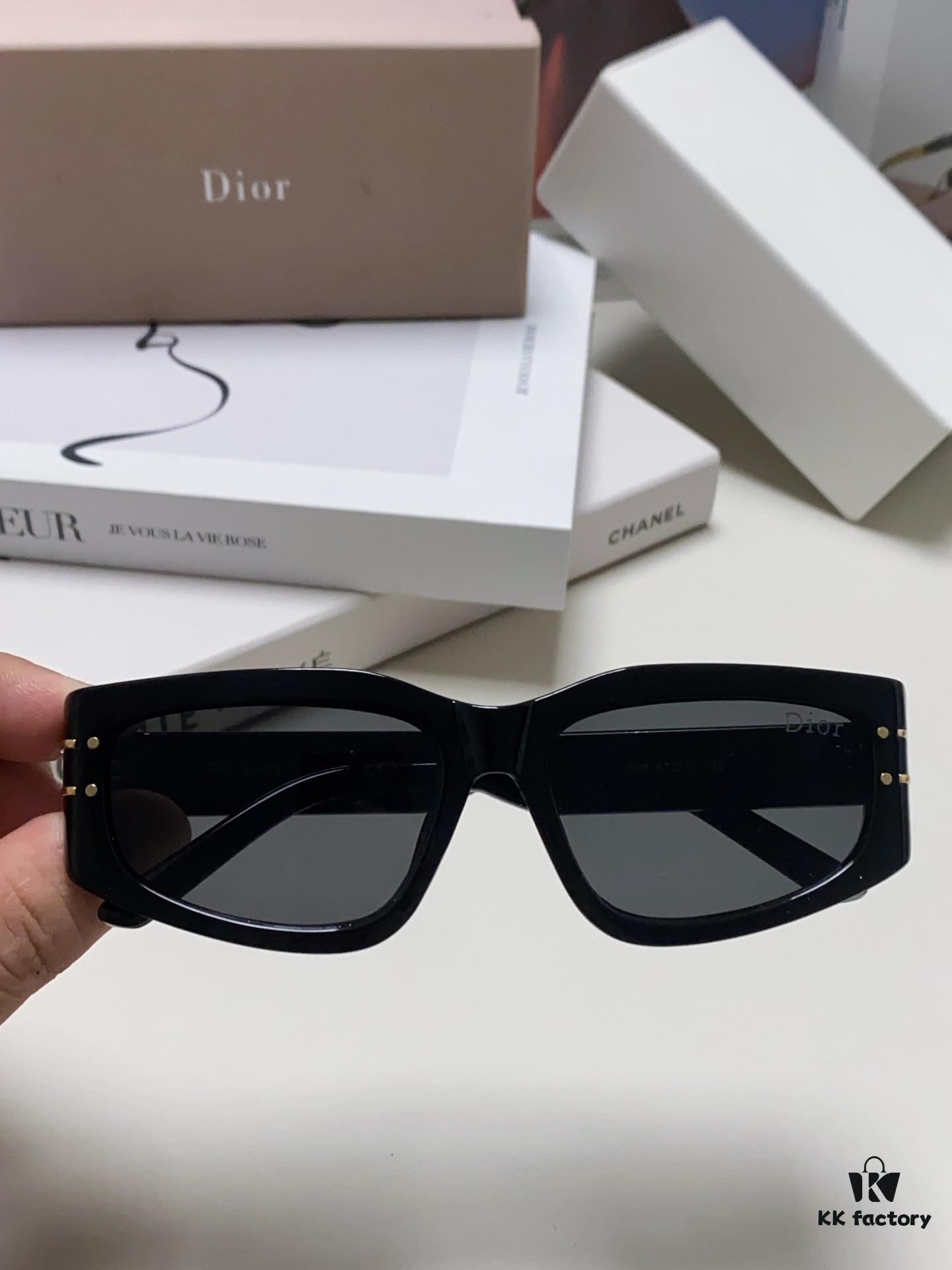 Dior 2024 New Arrival Unisex Fashion Retro Square Sunglasses Elegant and Stylish Lightweight Slim Frame Signature S9U Sun Glasses