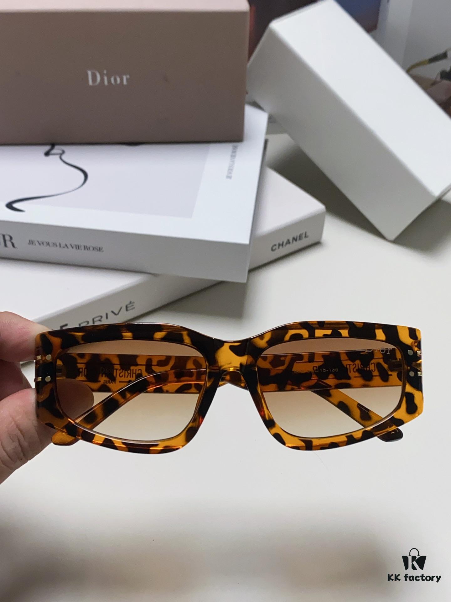 Dior 2024 New Arrival Unisex Fashion Retro Square Sunglasses, Elegant and Versatile, Lightweight and Slim Rectangular Frame with Signature S9U Design