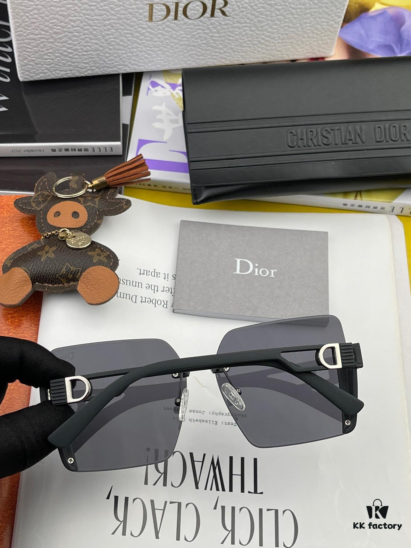 DIOR 2024 Spring New Arrival Trendy Fashion Square Frame Sunglasses High-Quality Comfortable Fit Popular Influencer Style HD Sunglasses for Women 🕶️