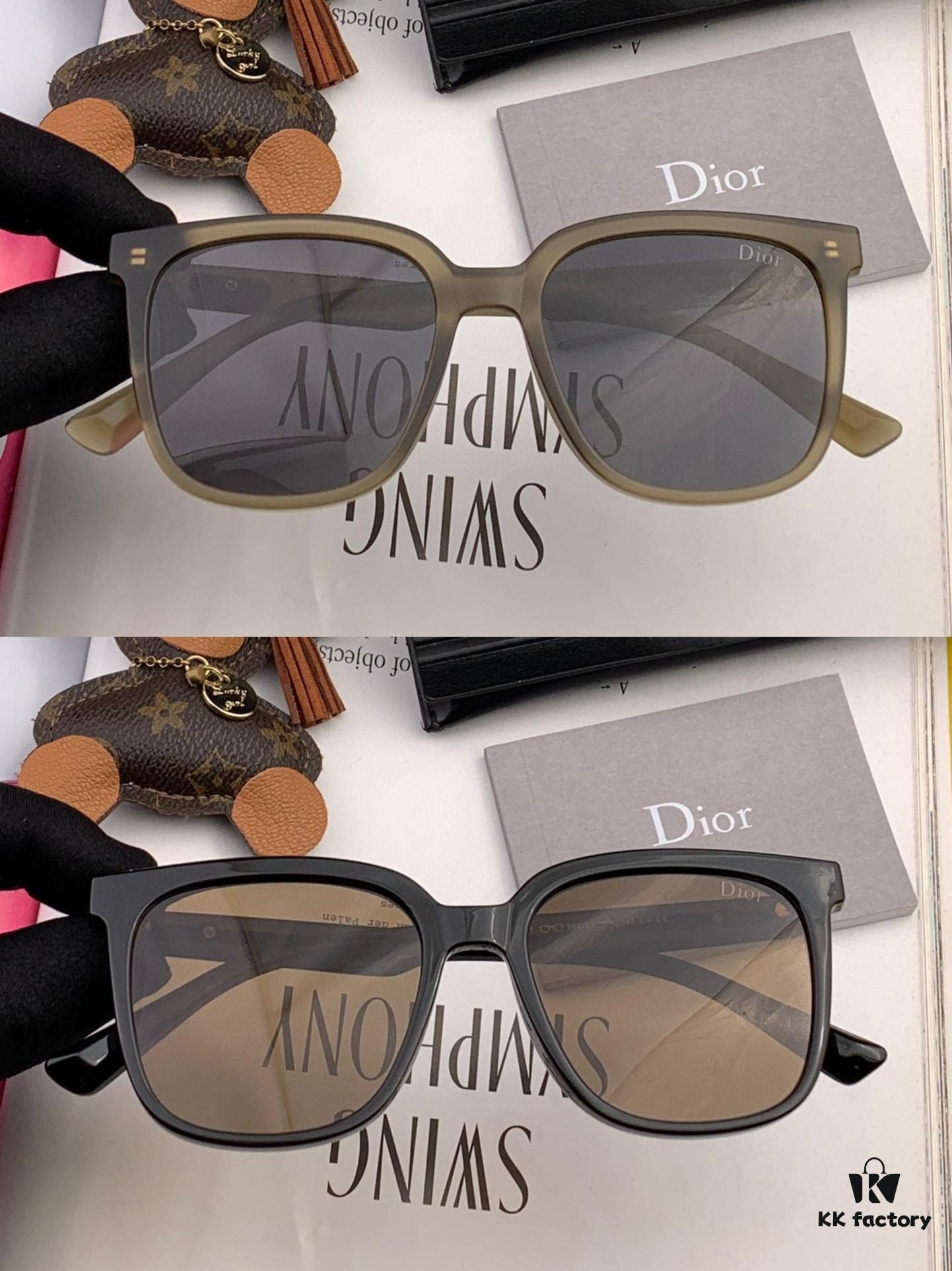 DIOR Square Frame Sunglasses, Premium Quality, Unique Design, Unisex Style, Fits All Face Types, Fashion Week Statement Piece, Couples' Matching Shades