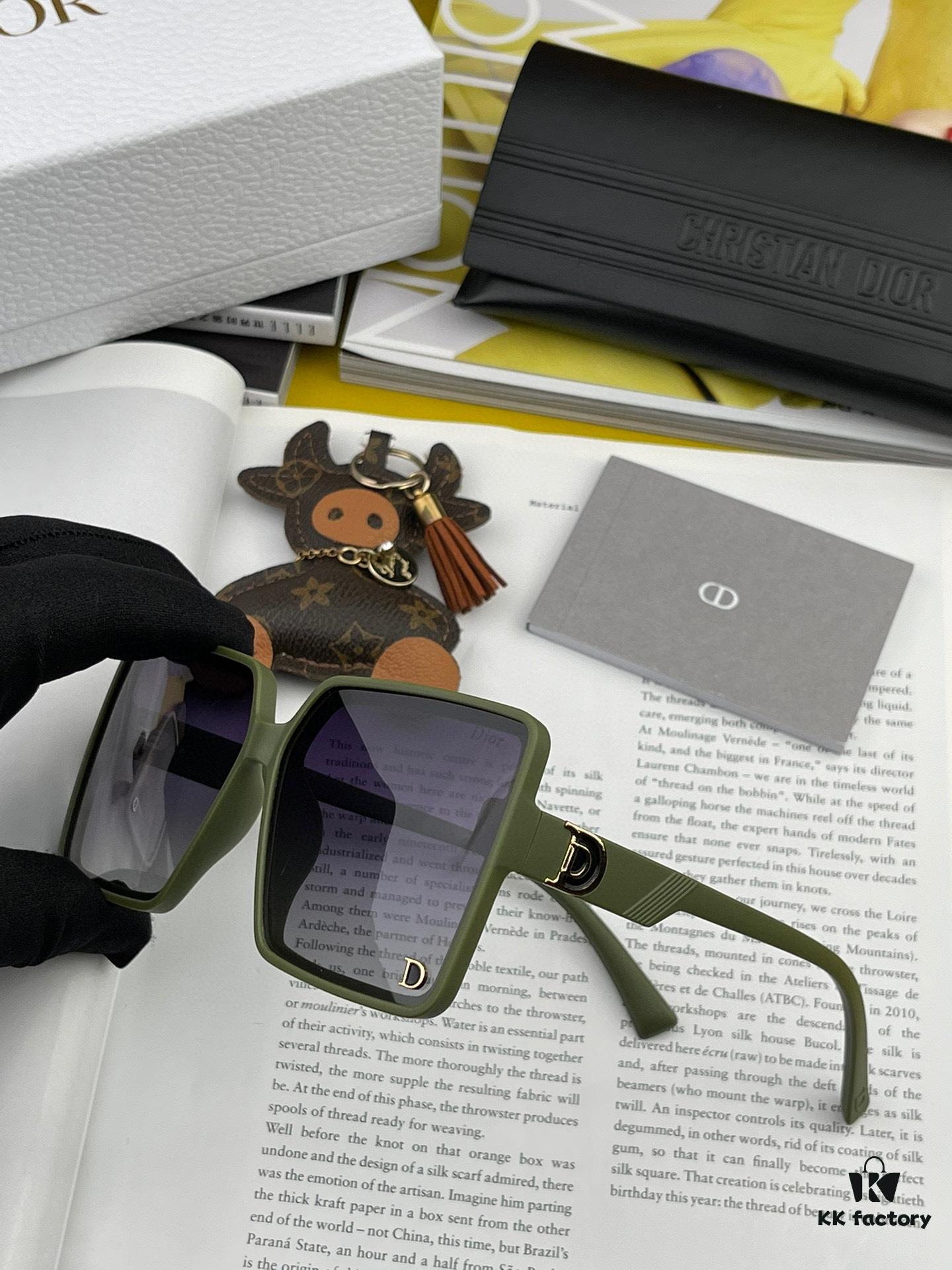 【DIOR】2024 Spring New Arrival Trendy Fashion Square Polarized Sunglasses High-Quality Comfortable Wear Influencer Style Women's HD Thickened Polarized Sunglasses 🕶️ High-Quality TR Frame Model: CD1595