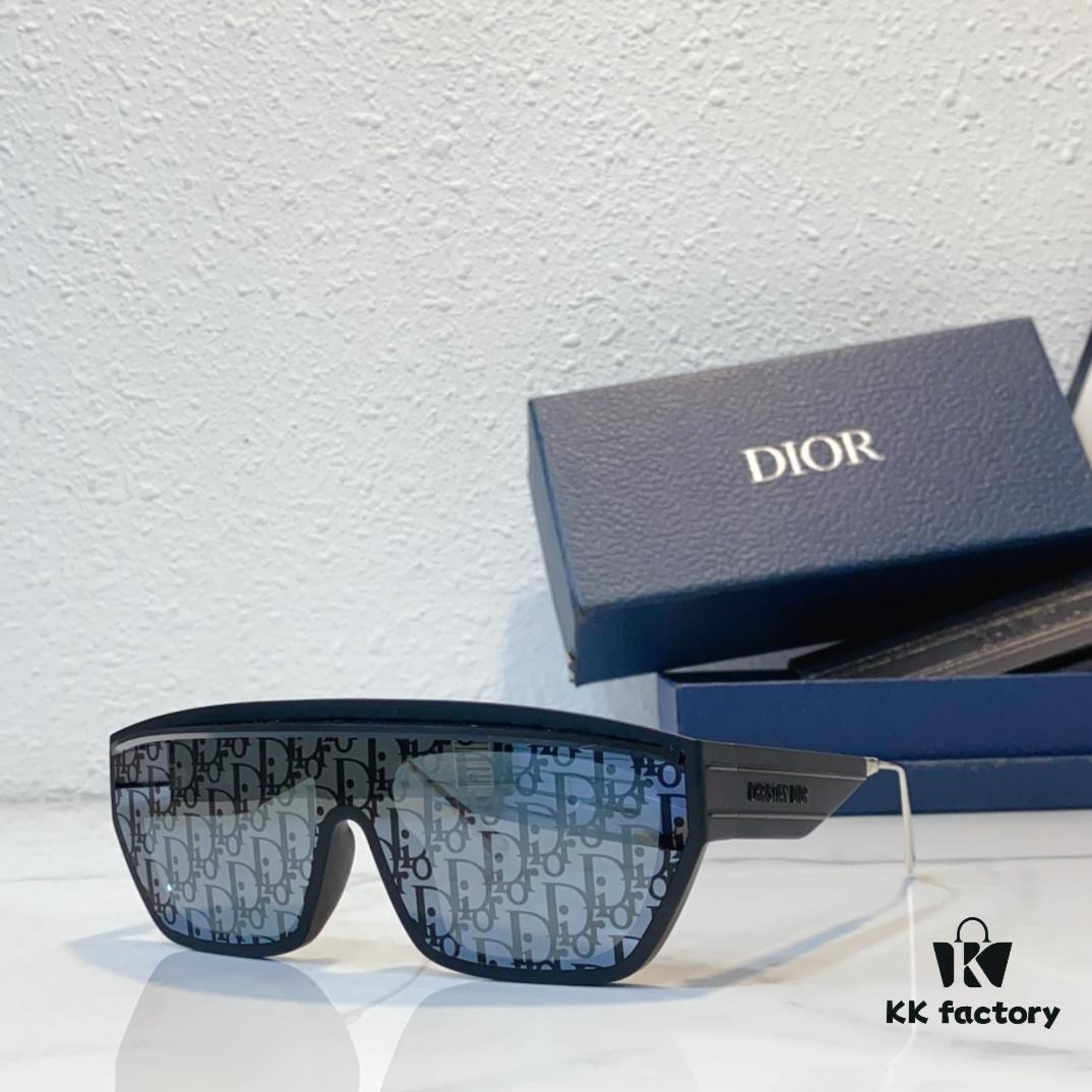 160 Dio* Mod: DiorClub M7U Size: 140-0-140 Sunglasses