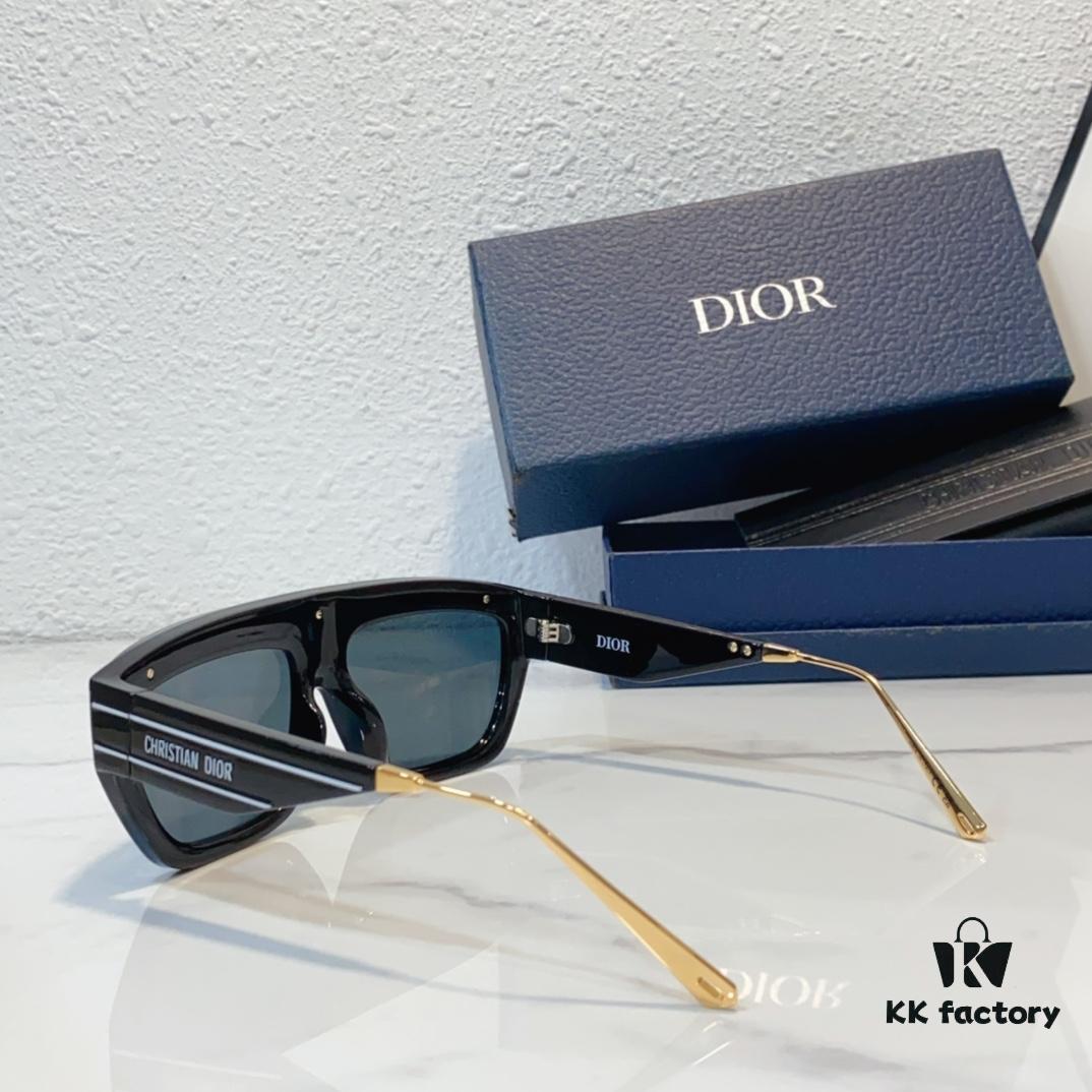 160 Dio* Mod: DiorClub M7U Size: 140-0-140 Sunglasses