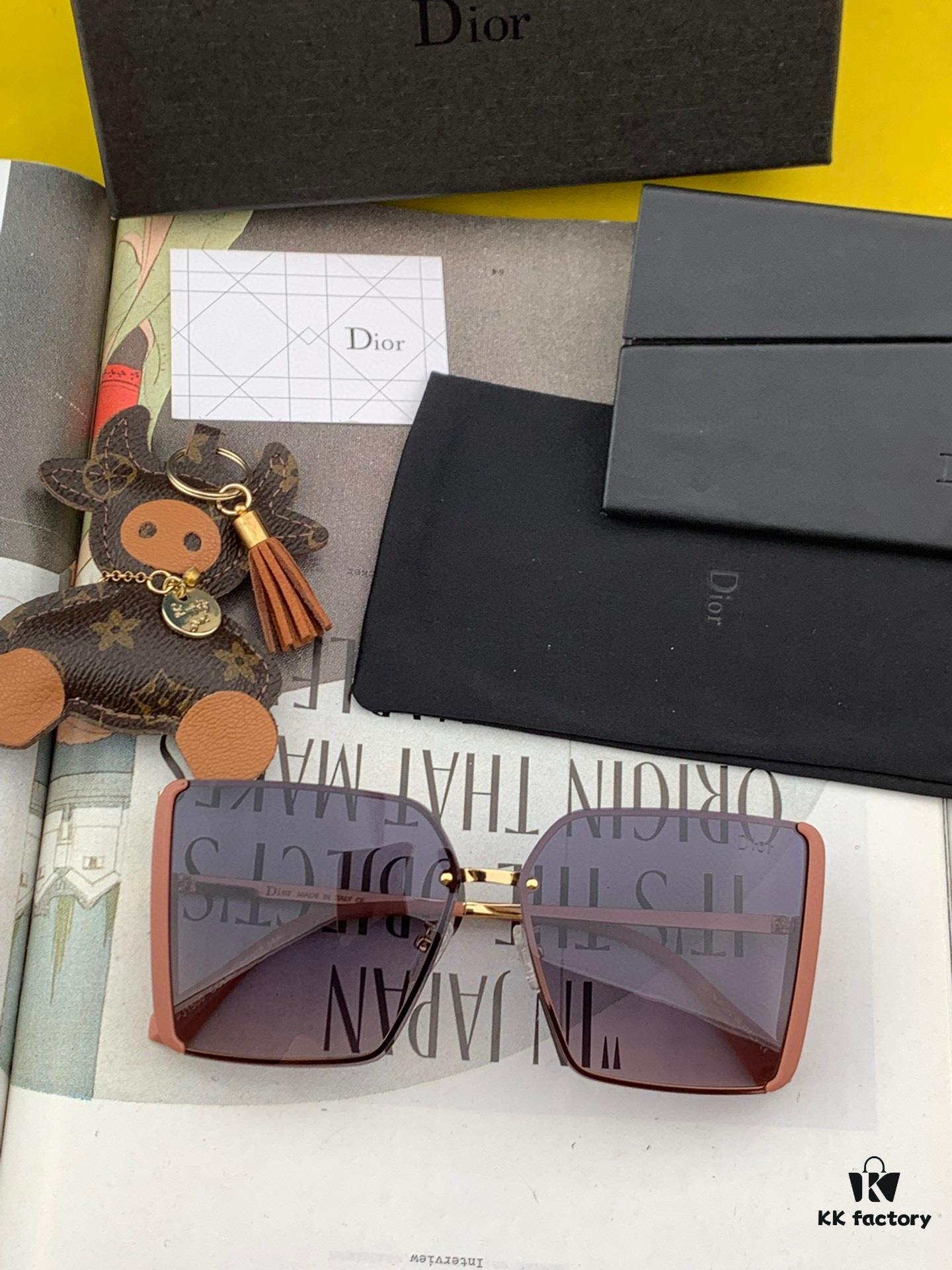 【TR Polarized Series】DIOR Classic Square Frame Design, Flattering on All Face Shapes, Perfectly Matches Coats or Dresses, Exuding Elegance and Style