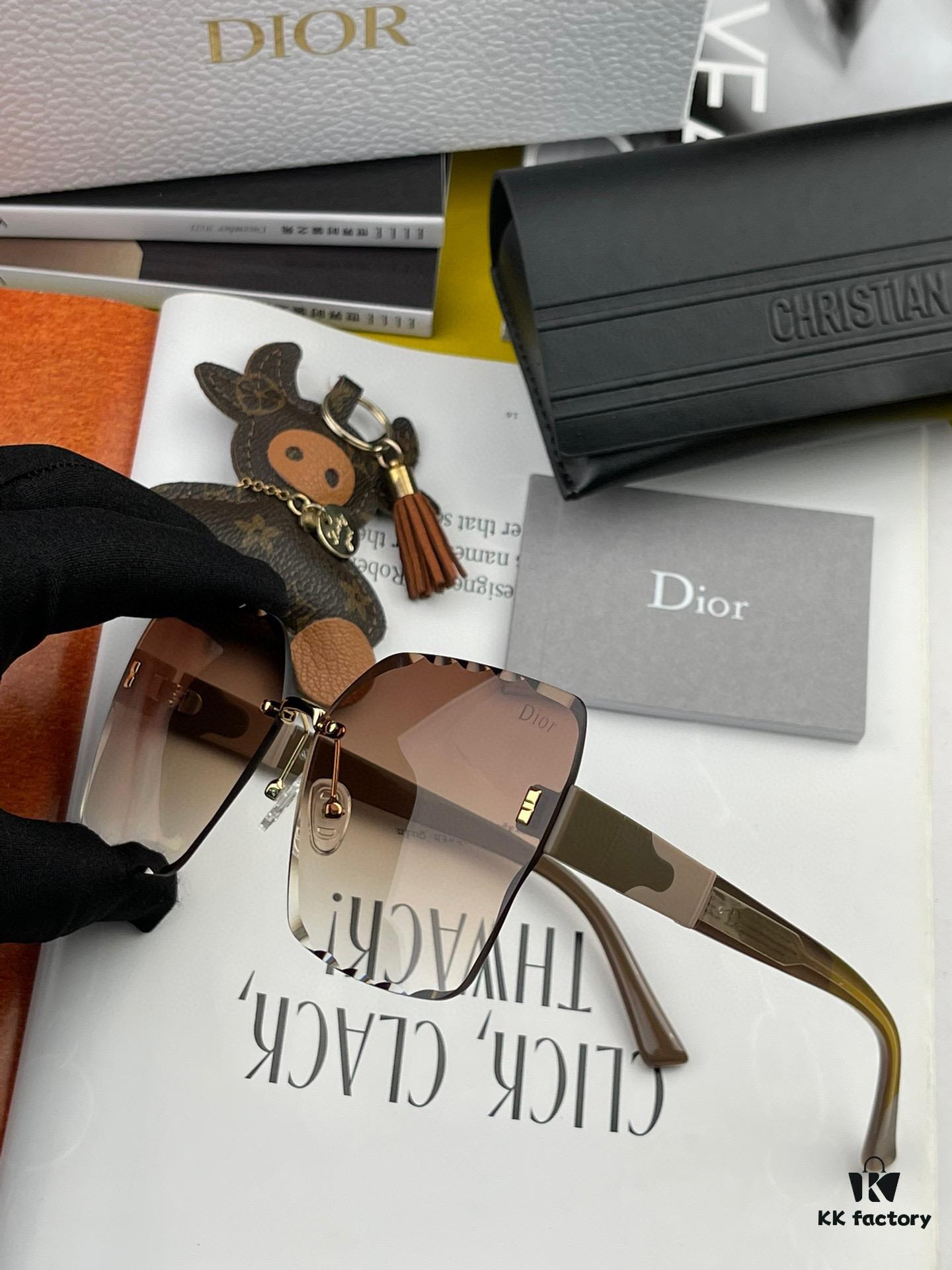 【DIOR】2024 Spring New Arrival Trendy Fashion Rectangular Polarized Sunglasses High-Quality Comfortable Wear Influencer Favorite Women's HD Thickened Polarized Sunglasses🕶️ High-Quality TR Frame Model: CD1122