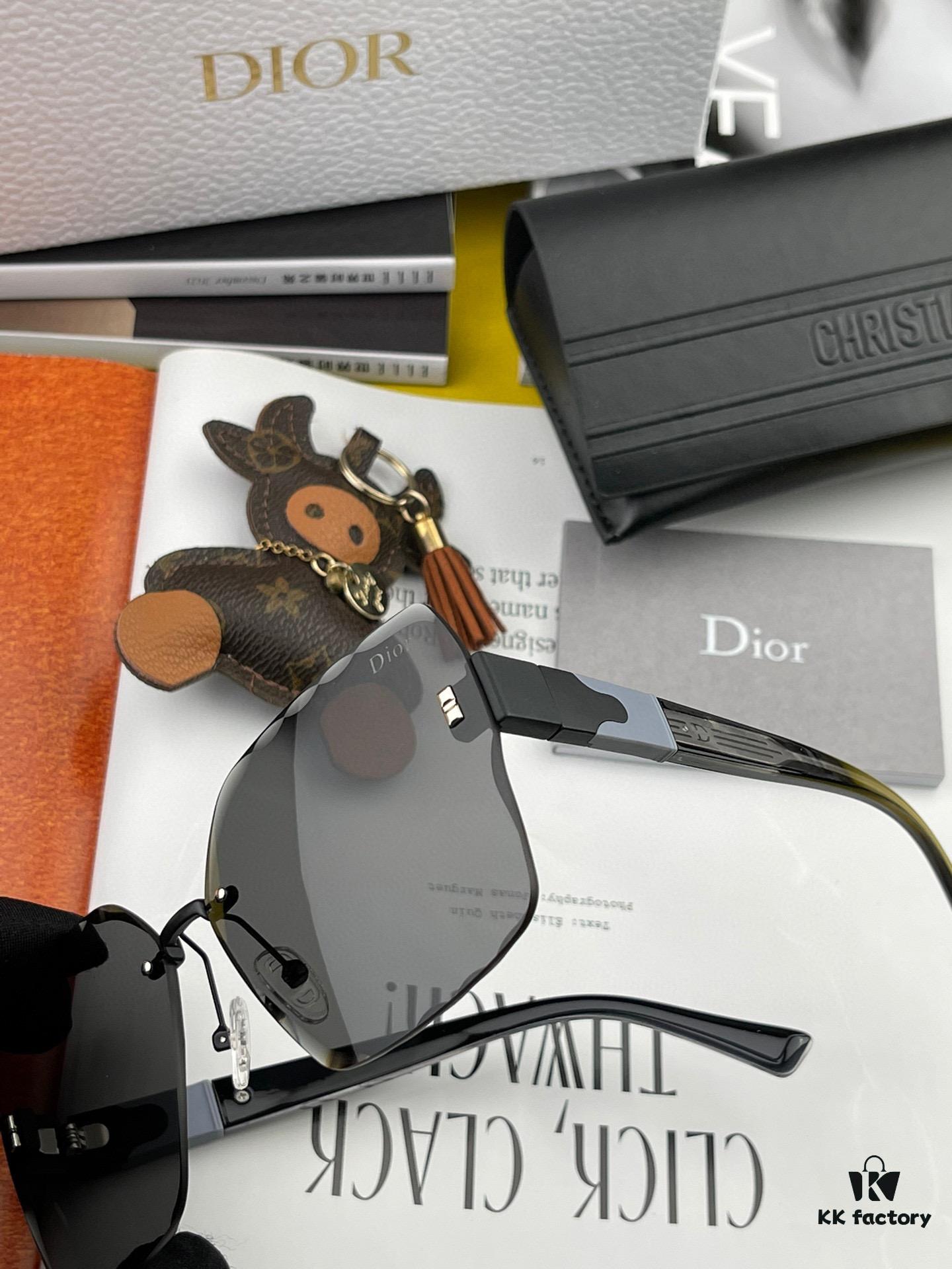 【DIOR】2024 Spring New Arrival Trendy Fashion Rectangular Polarized Sunglasses High-Quality Comfortable Wear Influencer Favorite Women's HD Thickened Polarized Sunglasses🕶️ High-Quality TR Frame Model: CD1122