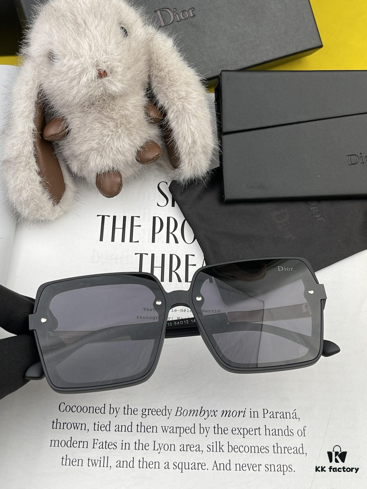 DIOR 2024 Spring New Arrival Trendy Fashion Square-Frame Polarized Sunglasses High-Quality Comfortable Wear Influencer Style Women's HD Polarized Sunglasses