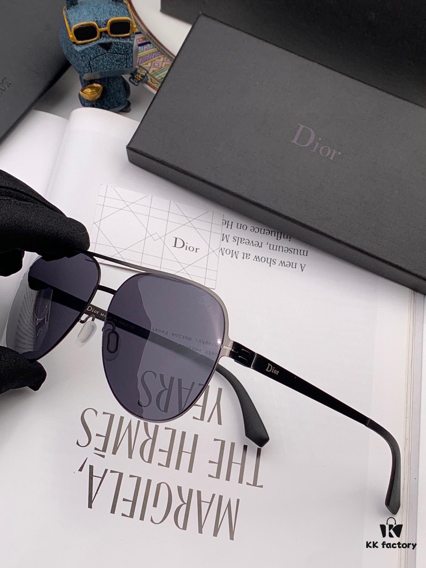 DIOR - Dior 2024 New Ultra-Light Screwless Unbreakable Series Couple's Sunglasses with High-Definition Nylon Lenses, Business Travel Edition, Men's Clear Sunglasses (Comfortable Slim Temples, Fashionable Large Frame, Designed for Asian Facial Features, Comfortable Nose Pads, Imported Ultra-Light Material), Model: 6008