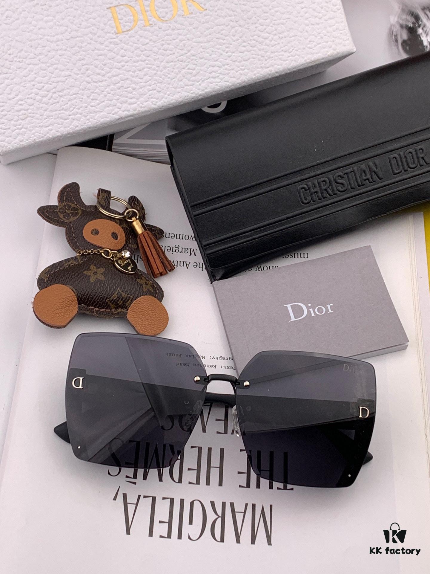 【DIOR】2024 Spring New Arrival Trendy Fashion Square Sunglasses High-Quality Comfortable Wear UV Protection HD Ladies Sunglasses 🕶️ High-Quality TR Frame Model: CD0291