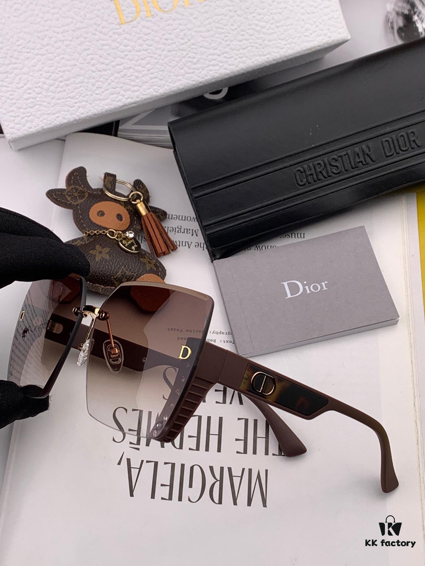 【DIOR】2024 Spring New Arrival Trendy Fashion Square Sunglasses High-Quality Comfortable Wear UV Protection HD Ladies Sunglasses 🕶️ High-Quality TR Frame Model: CD0291