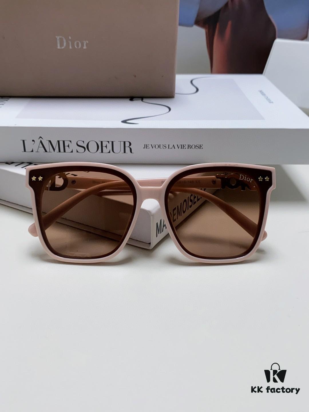 DIOR 2024 Square Frame D Asymmetrical Letter Design Fully Set with Micro Diamonds 💎 Classic Timeless Square Shape with Star Accents Trending Fashion Sunglasses