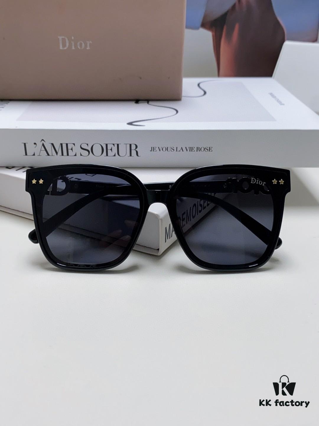 DIOR 2024 Square Frame D Asymmetrical Letter Design Fully Paved with Small Diamonds 💎 Classic Timeless Square Shape with Star Accents Trending Fashion Sunglasses