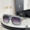 DIOR Signature M1U Sunglasses