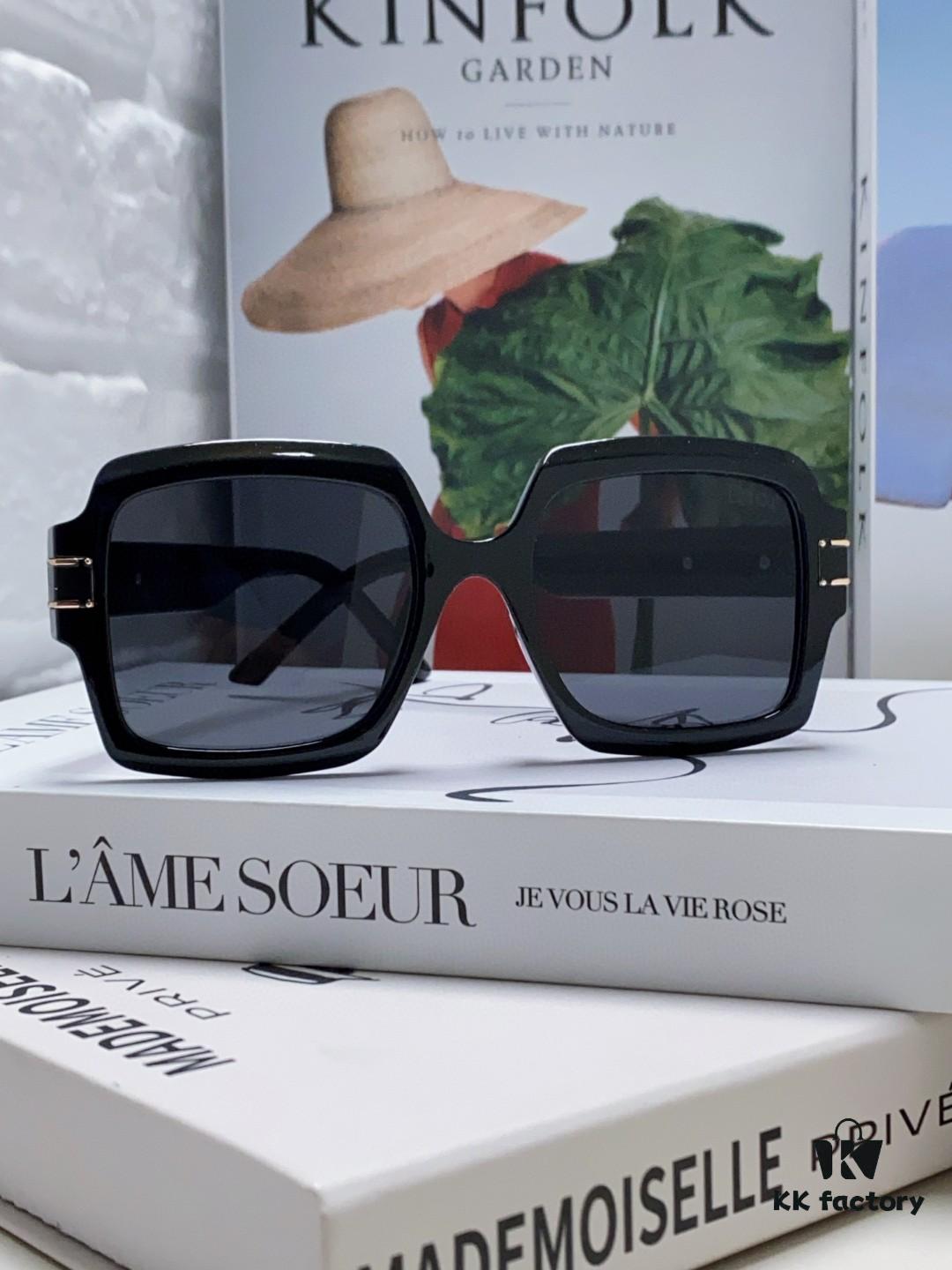 DIOR Street-Style Retro Unisex Square Sunglasses with Signature Design - Vintage, Elegant and Avant-Garde