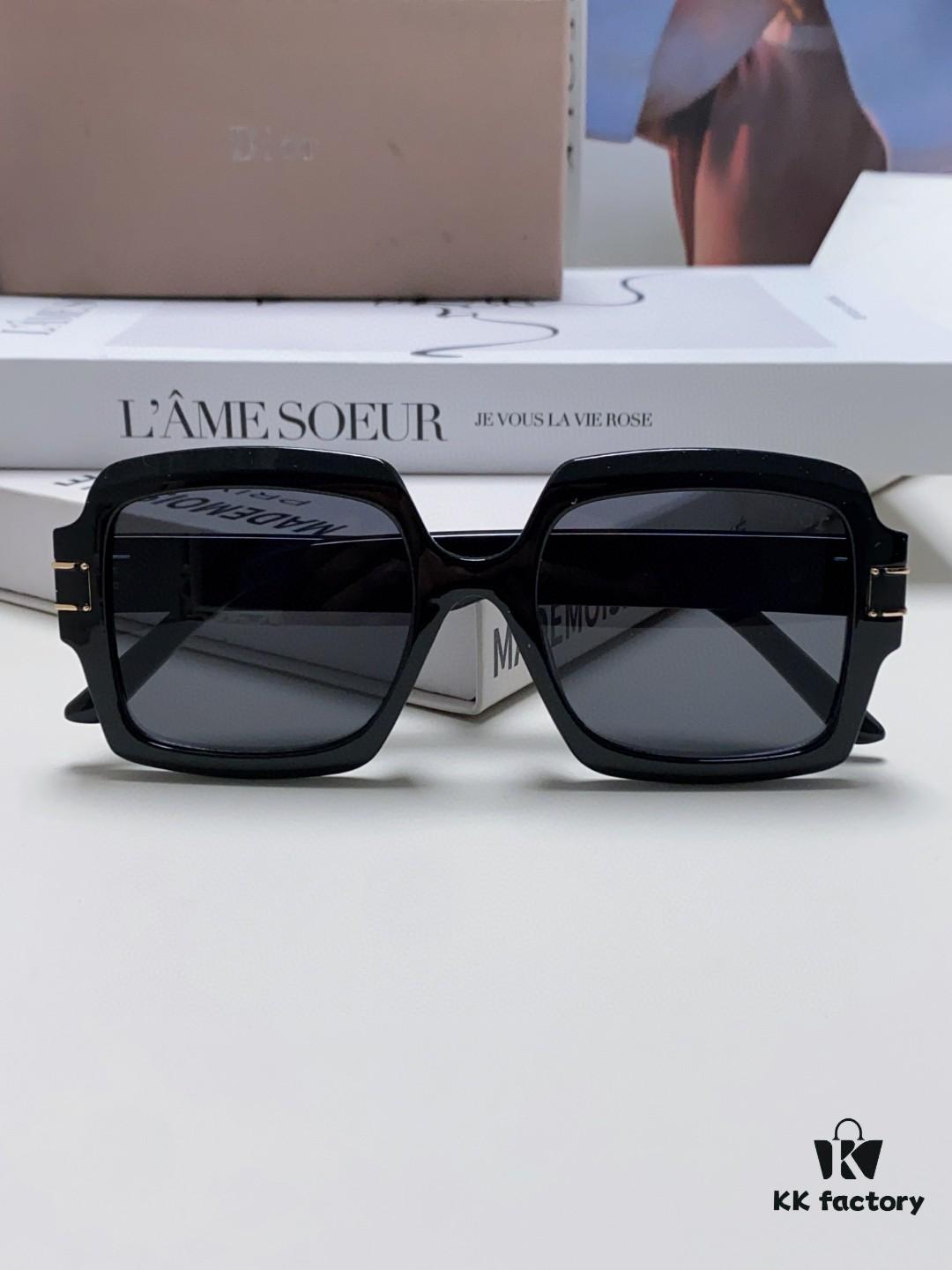 DIOR Street-Style Retro Unisex Square Sunglasses with Signature Design - Vintage, Elegant and Avant-Garde