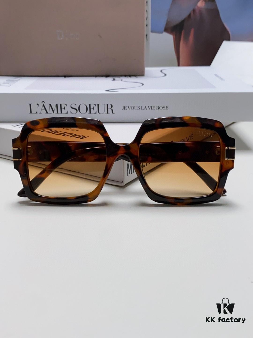 DIOR Street-Style Retro Unisex Square Sunglasses with Signature Elegant and Avant-Garde Design