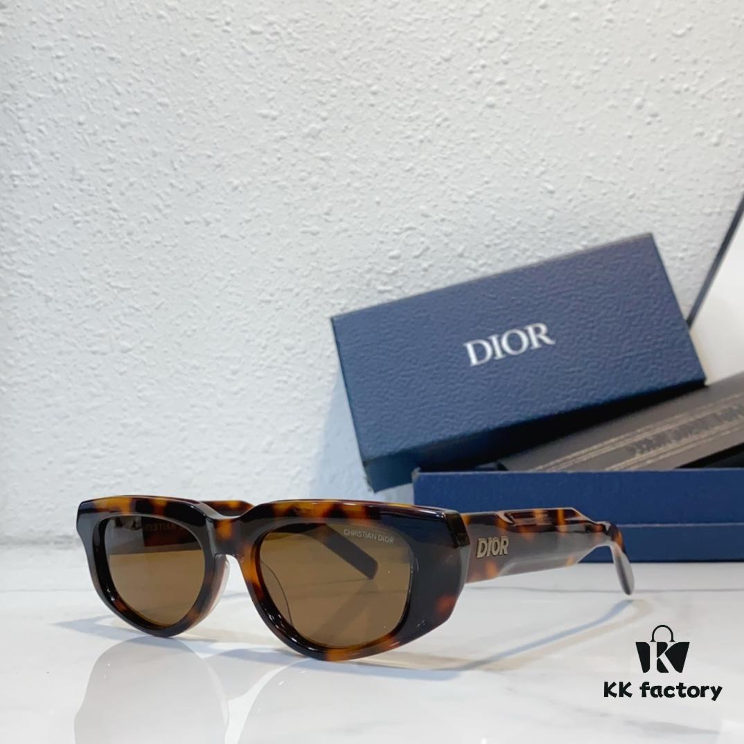 120 DIO* MODEL: Dior Xplorer S3I SIZE: 53□19-145 Sunglasses