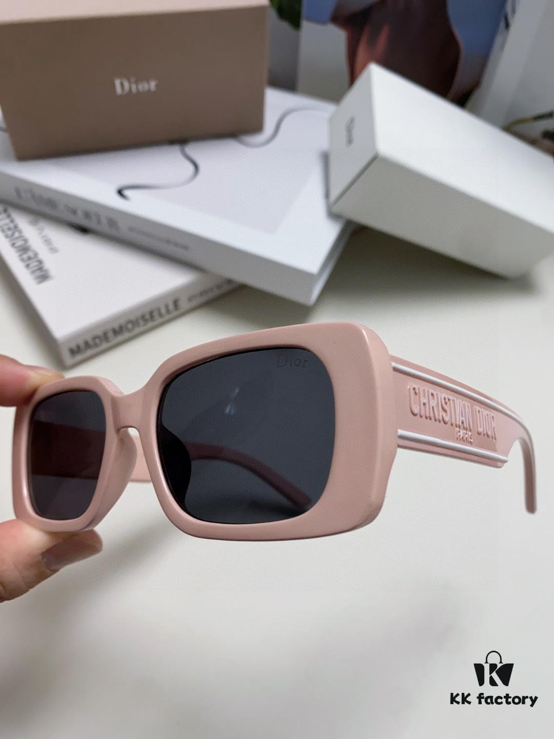Dior 2024 Spring/Summer Sunglasses, Stylish and Retro, High-Quality Wildio S2U Square Frame Sunglasses