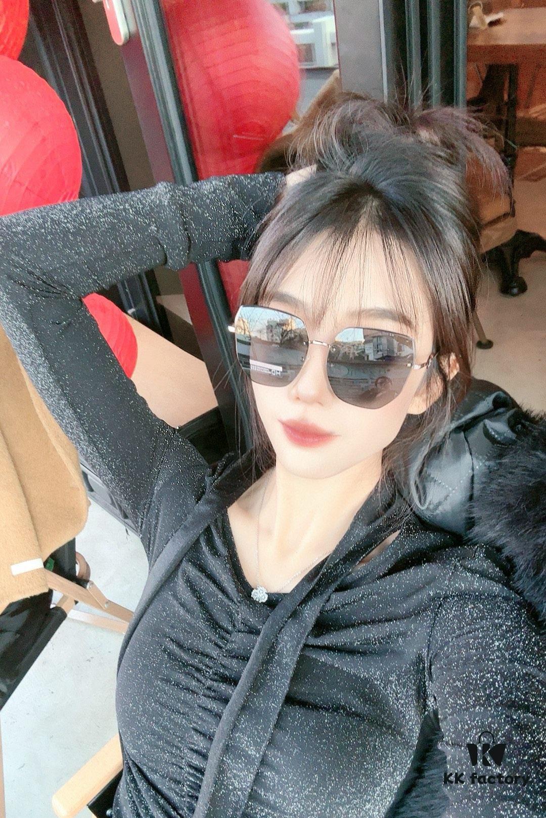 DIOR Volcano Umbrella Fashion Rimless Sunglasses Lenses, Top Luxury High-Quality Women's Driving Sunglasses, Model: CD5371