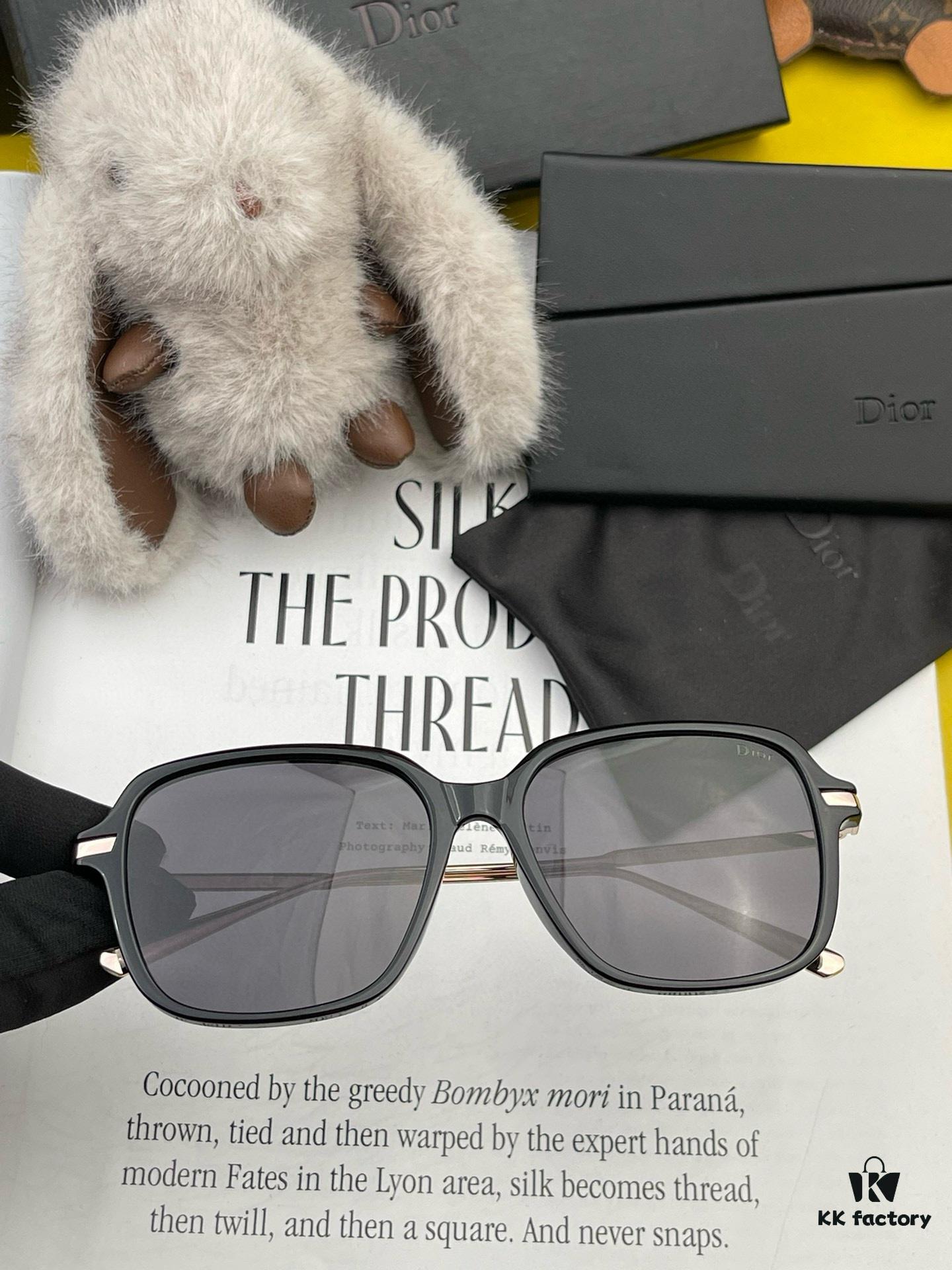 DIOR New Model Aviator Sunglasses, Celebrity-Favorite Unisex Pilot Shades, Model: CD82804