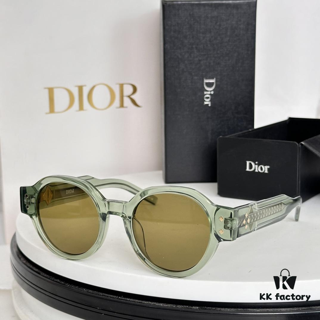DIOR Dior Diamond R3F Sunglasses Size: 50 □ 23-145
