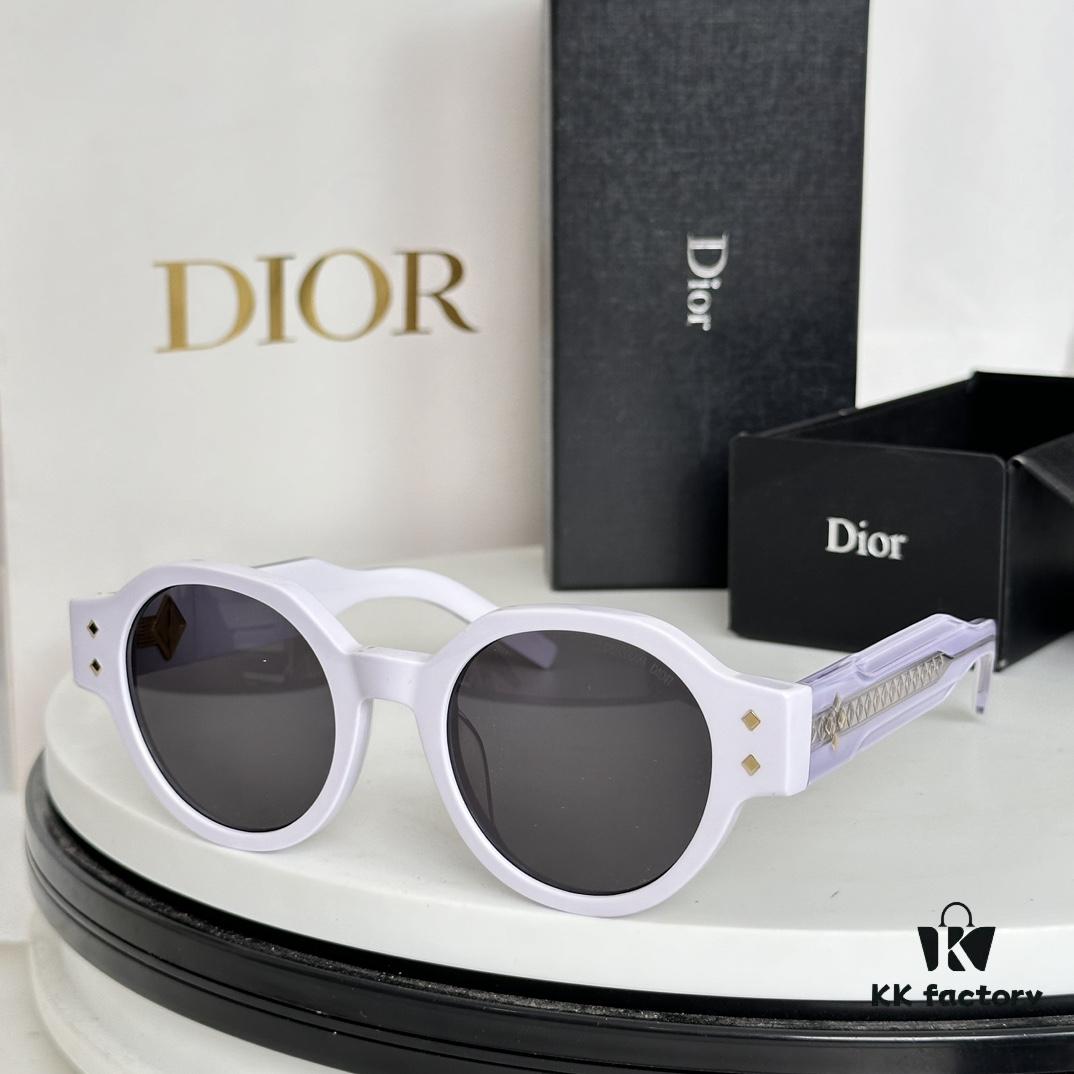 DIOR Dior Diamond R3F Sunglasses Size: 50 □ 23-145
