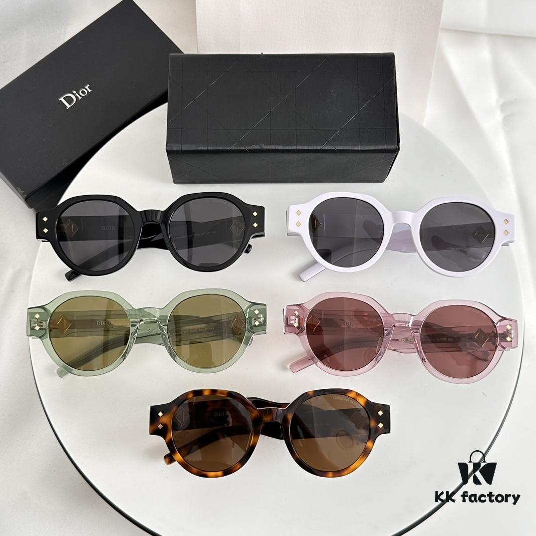 DIOR Dior Diamond R3F Sunglasses Size: 50 □ 23-145