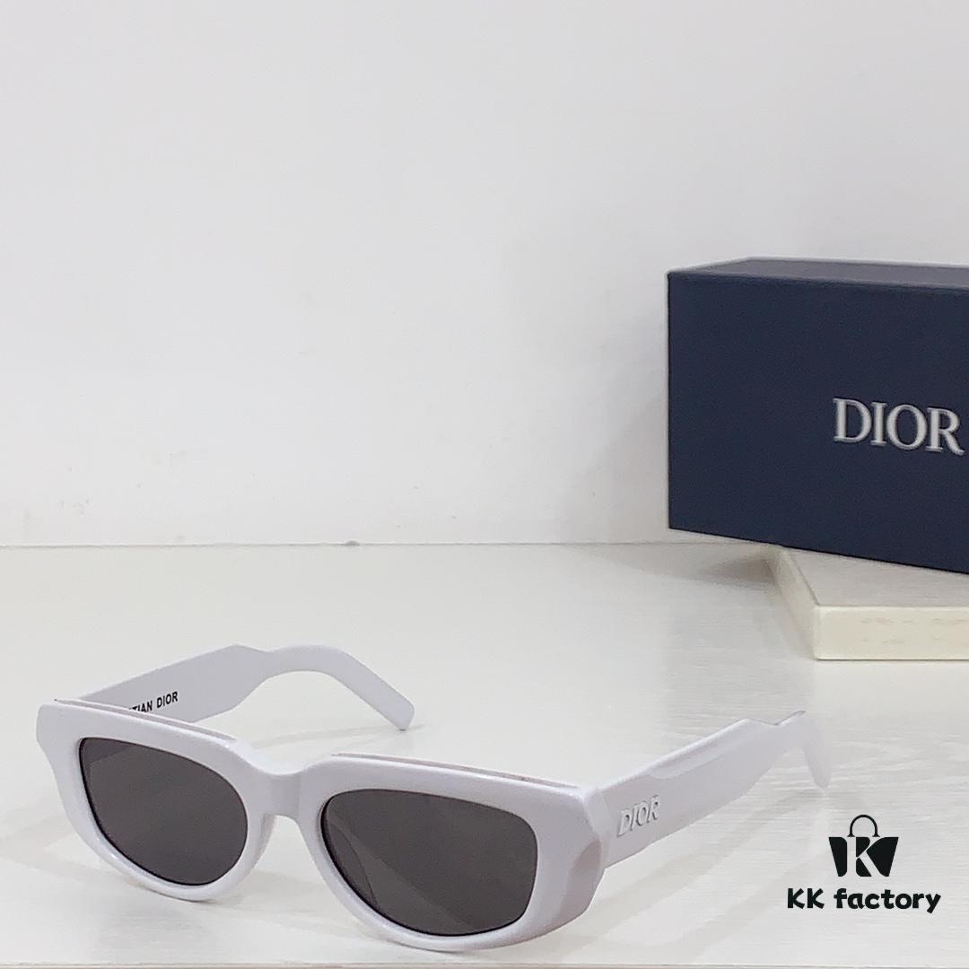 120 DIO* MODEL: Dior Xplorer S3I SIZE: 53□19-145 Sunglasses