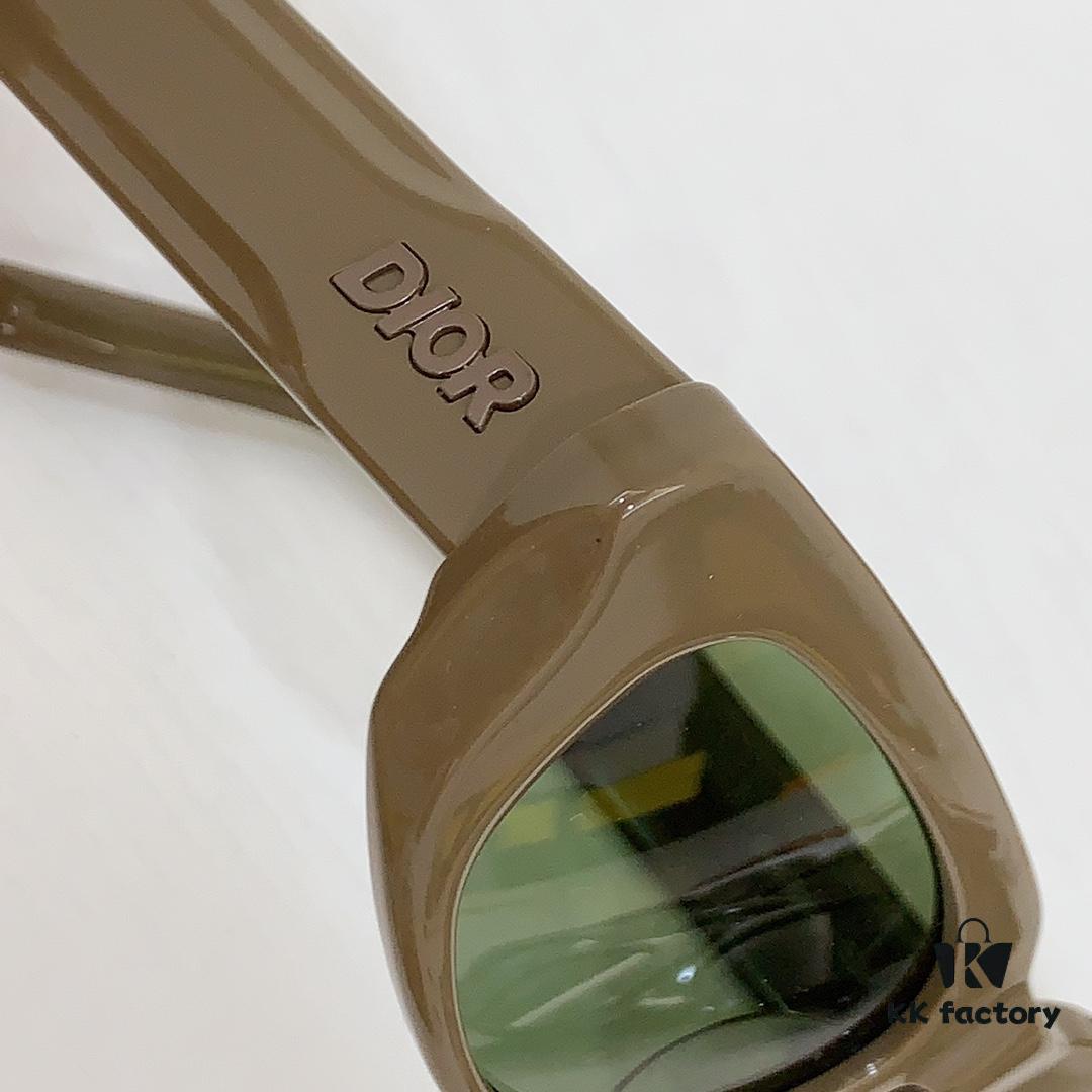 120 DIO* MODEL: Dior Xplorer S3I SIZE: 53□19-145 Sunglasses