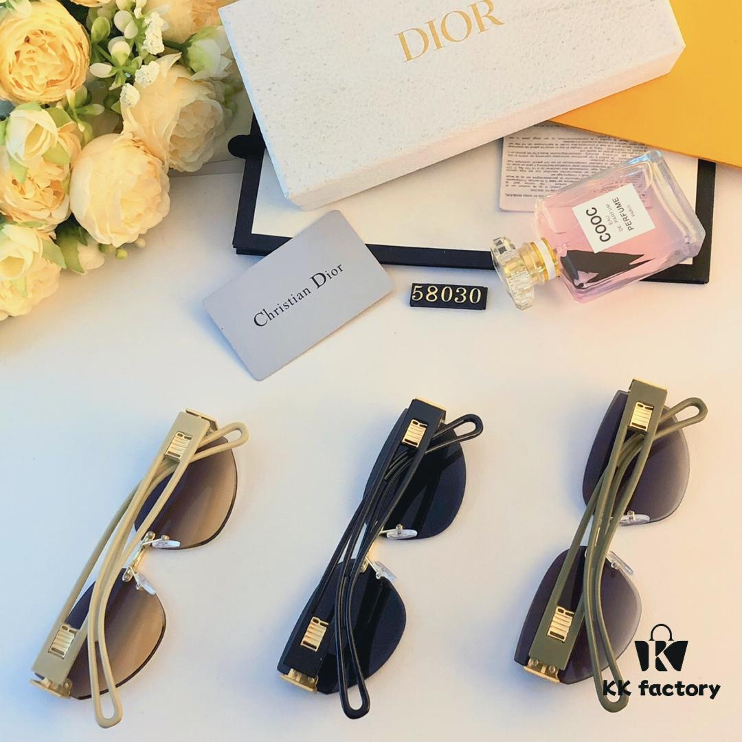Dior 2024 New Cat-Eye Frame Luxurious Lightweight Women's Sunglasses, Fashionable Streetwear Trendy Influencer Shades from Xiaohongshu