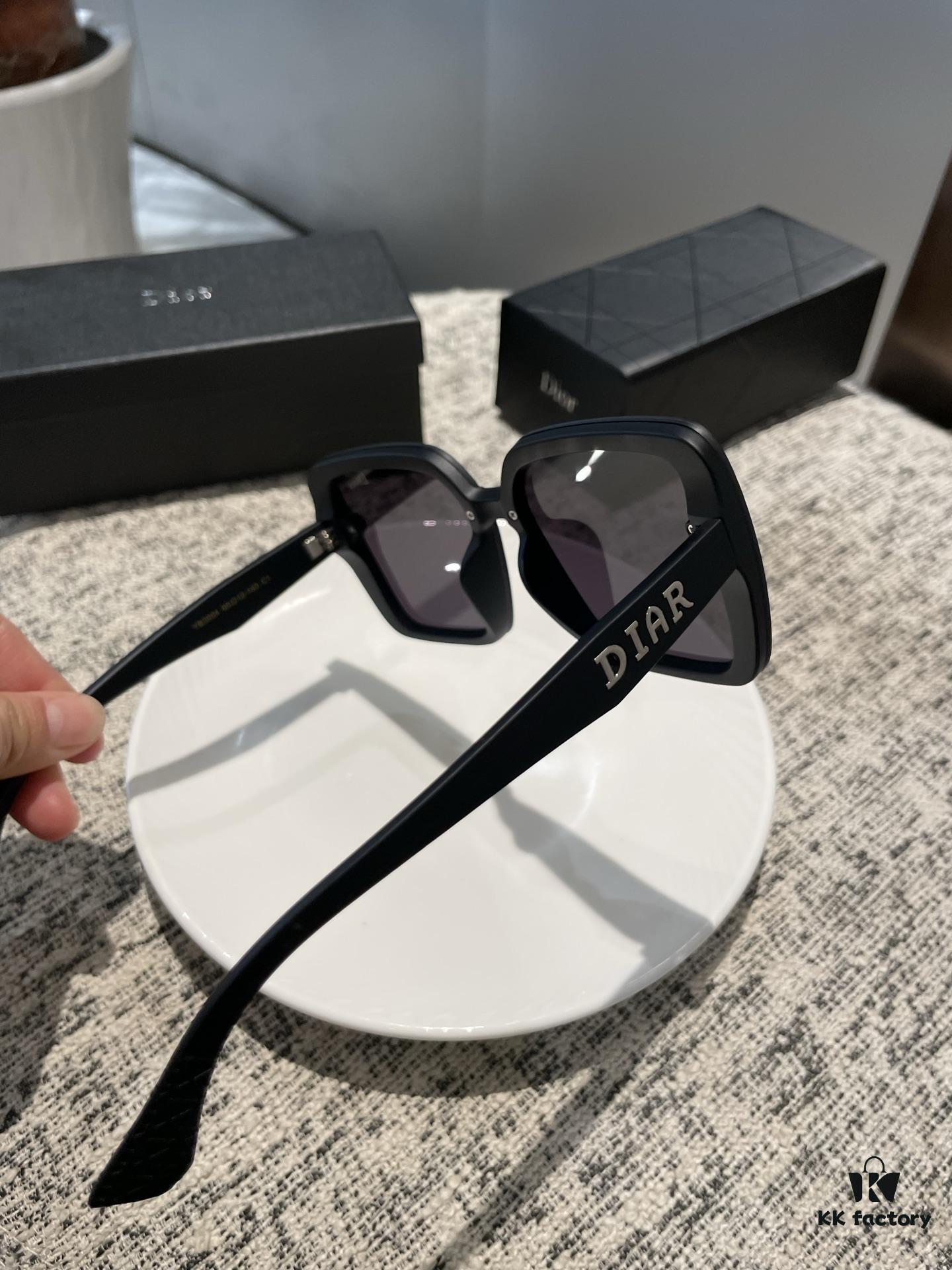 New Polarized Sunglasses Dior Retro Print Fashion Elegant Style 3004 Eyewear Sunglasses