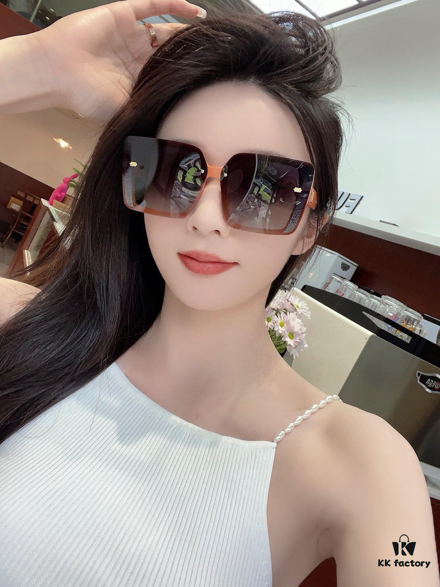 Latest Dior Women's Polarized Sunglasses, Fashionable Face-Framing Design, Luxury Style, Influencer Recommended 5103 Eyewear