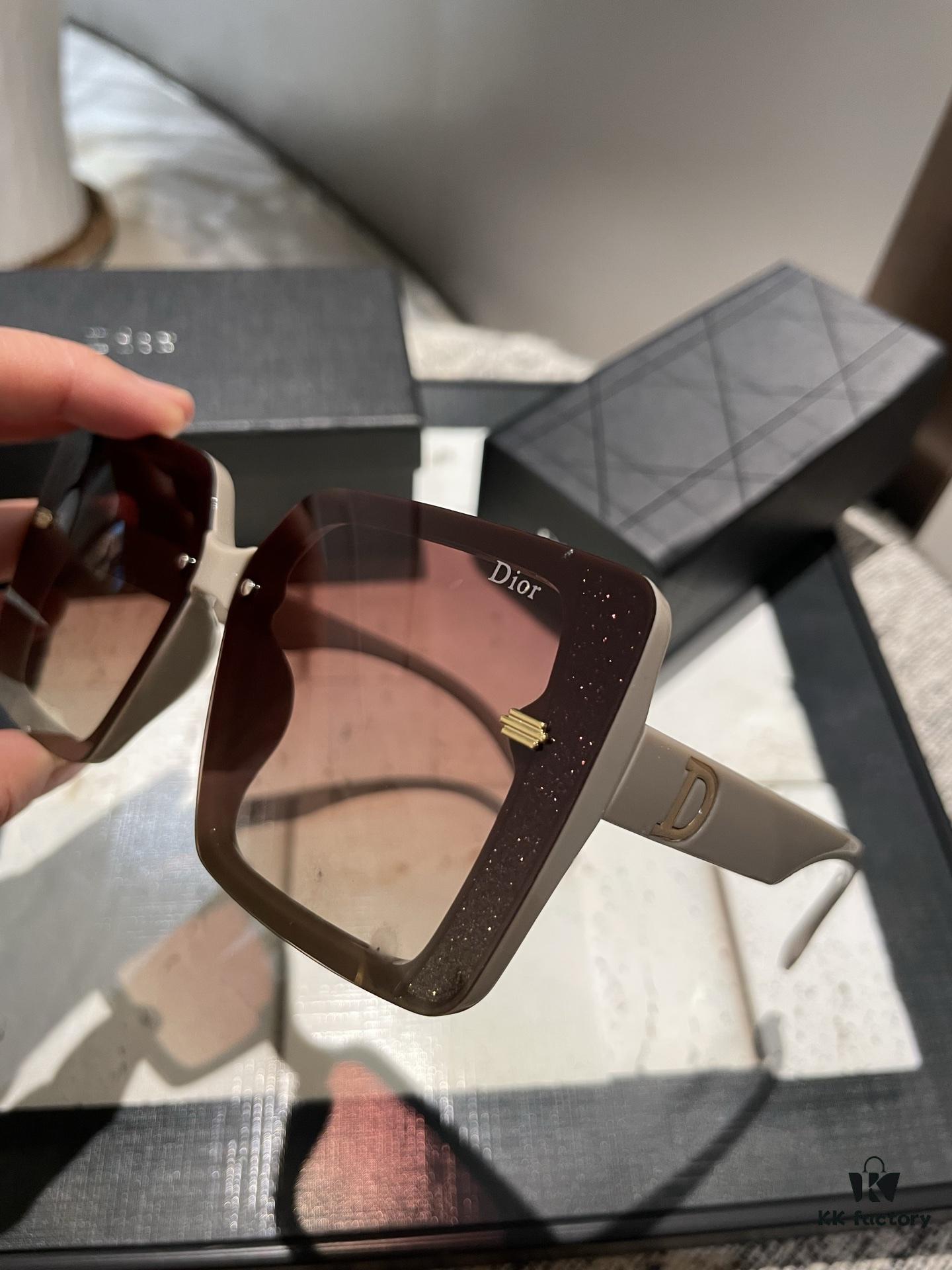 Latest Dior Women's Polarized Sunglasses, Fashionable Face-Framing Design, Luxury Brand Style, Influencer Recommended