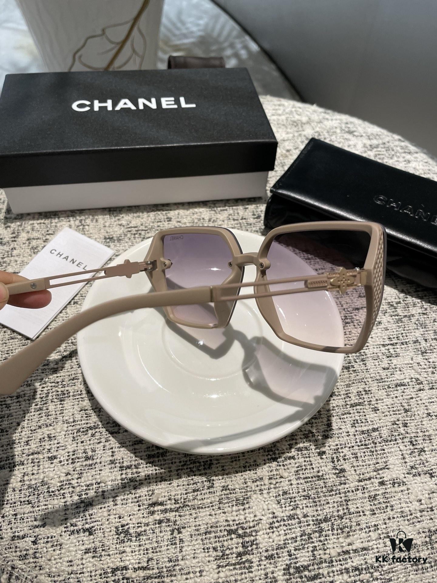 Dior Polarized Resin Sunglasses 😎 New Style Little Princess Sun Glasses, Reducing Glare and Blocking Harmful Radiation 🥰 Essential Fashion Accessory for Travel and Daily Wear 🌸 Suitable for Driving 🧐 Brand Philosophy - Trends Come and Go, but Style Remains Eternal 🥳