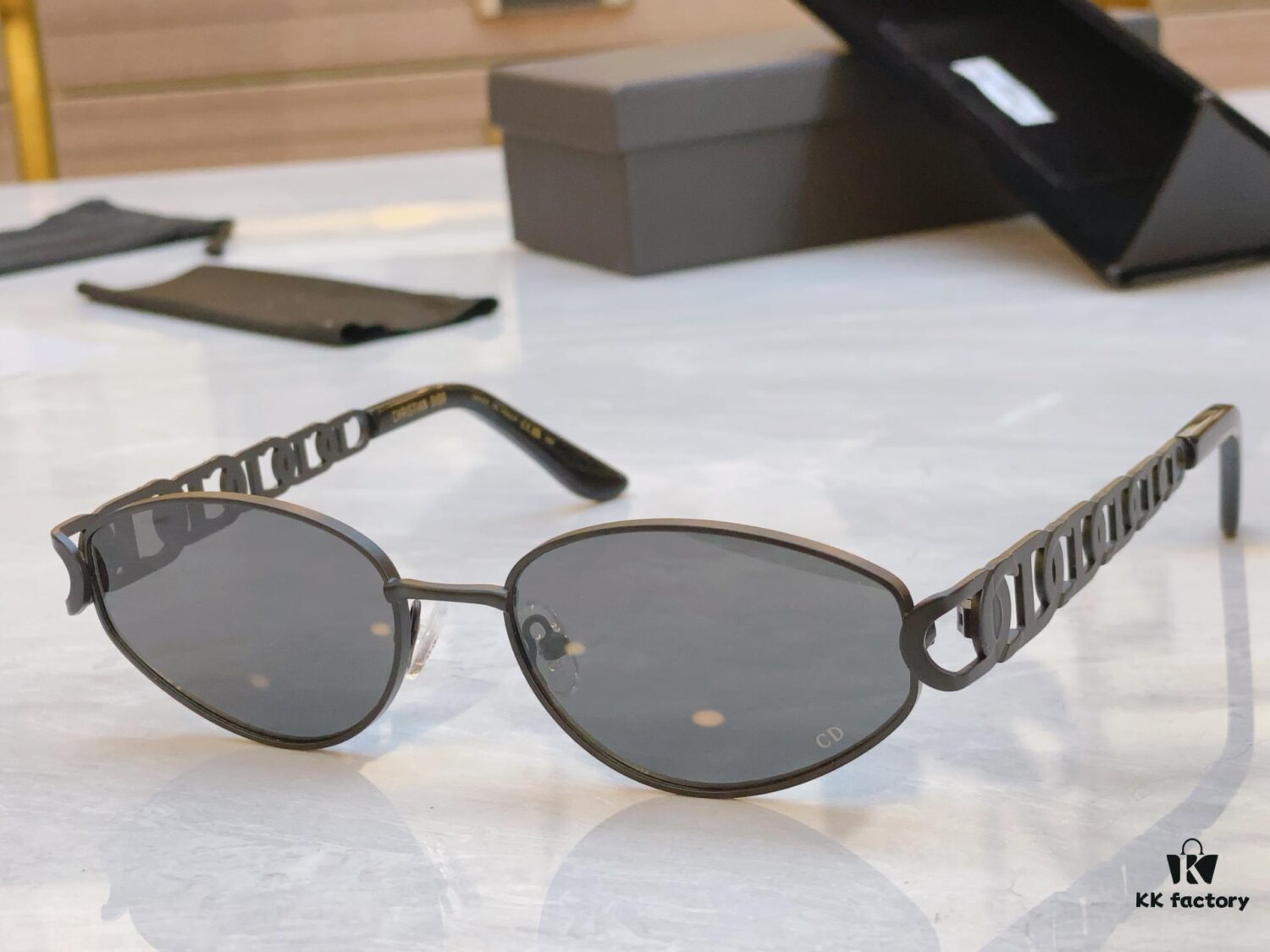 Dior New Model Sunglasses, MODEL: DIORMOD.2923, SIZE: 56□18-142