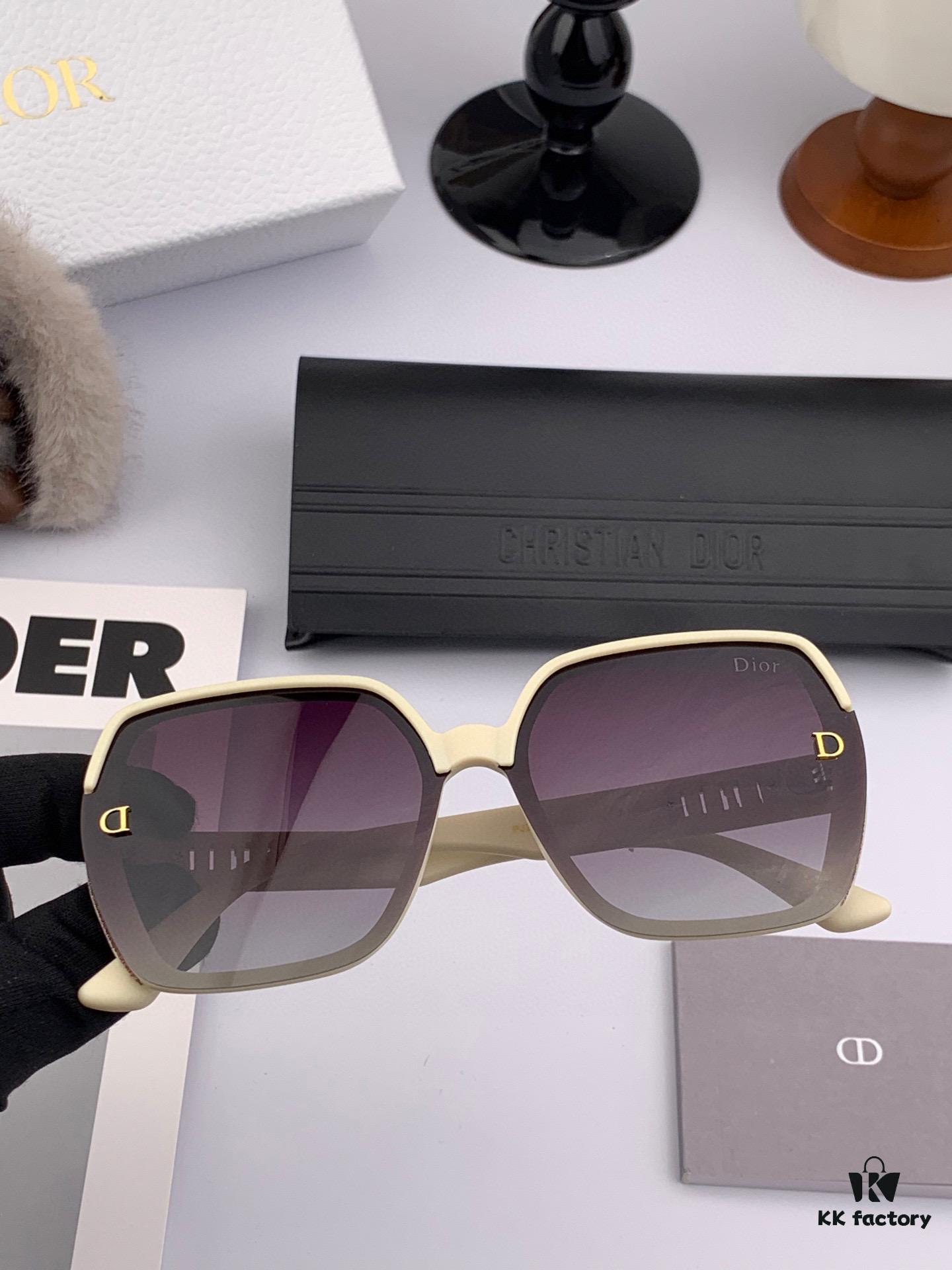 【DIOR】2025 Spring New Arrival Trendy Fashion Square Polarized Sunglasses High-Quality Comfortable Fit Influencer Popular Style Women's HD Polarized Sunglasses 🕶️ High-Quality TR Frame Model: CD4291