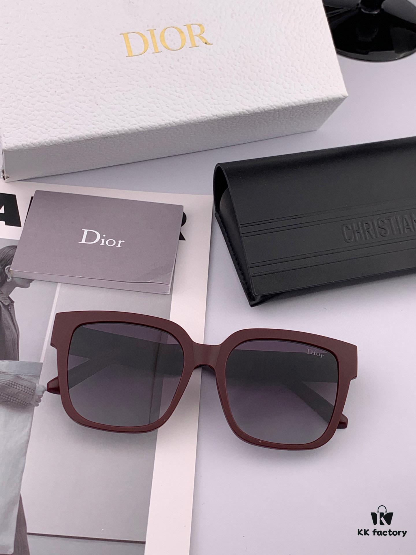 【DIOR】2025 Spring New Arrival Trendy Fashion Square Frame Sunglasses High Quality Comfortable Wear Influencer Style Model: D8304