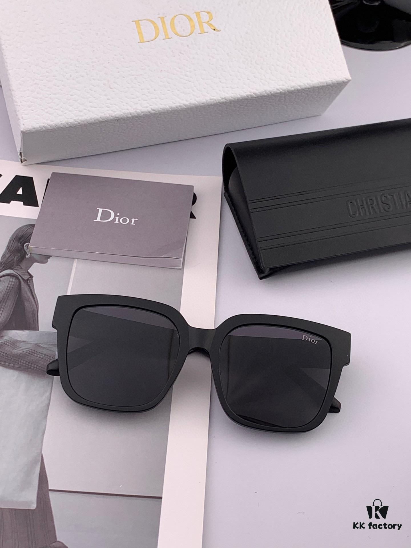 【DIOR】2025 Spring New Arrival Trendy Fashion Square Frame Sunglasses High Quality Comfortable Wear Influencer Style Model: D8304
