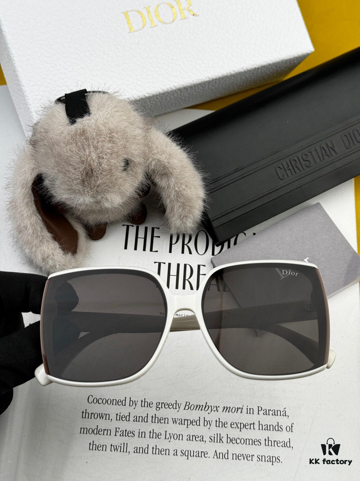 【DIOR】2025 Spring New Arrival Trendy Fashion Square Polarized Sunglasses High-Quality Comfortable Fit Influencer Favorite Women's HD Polarized Sunglasses 🕶️ High-Quality TR Frame Model: CD3311