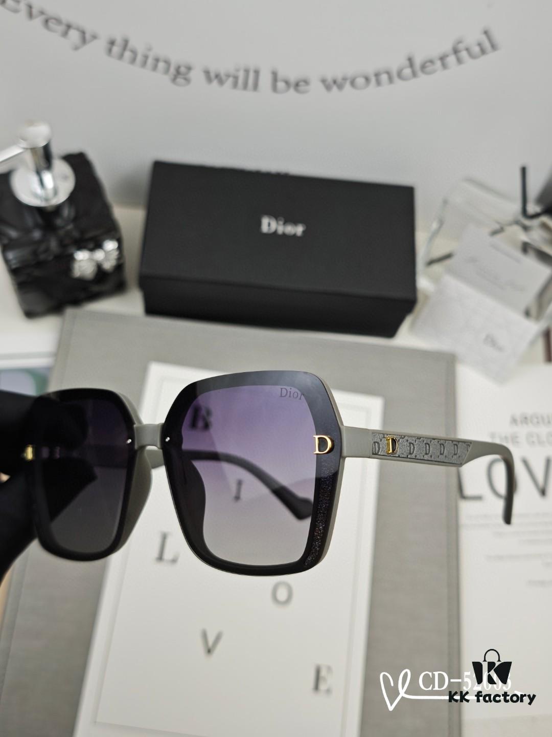 DIOR France TR90 Lightweight Sunglasses with Polarized Lenses, Model 52003