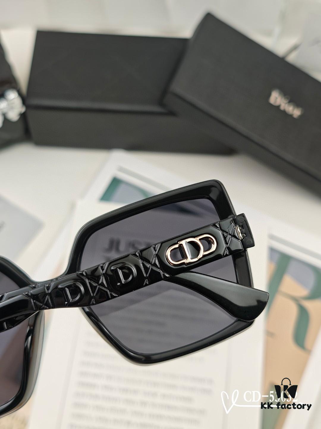 DIOR France | TR90 Lightweight Frame with Polarized Lenses by POLAROID, Model: 53032
