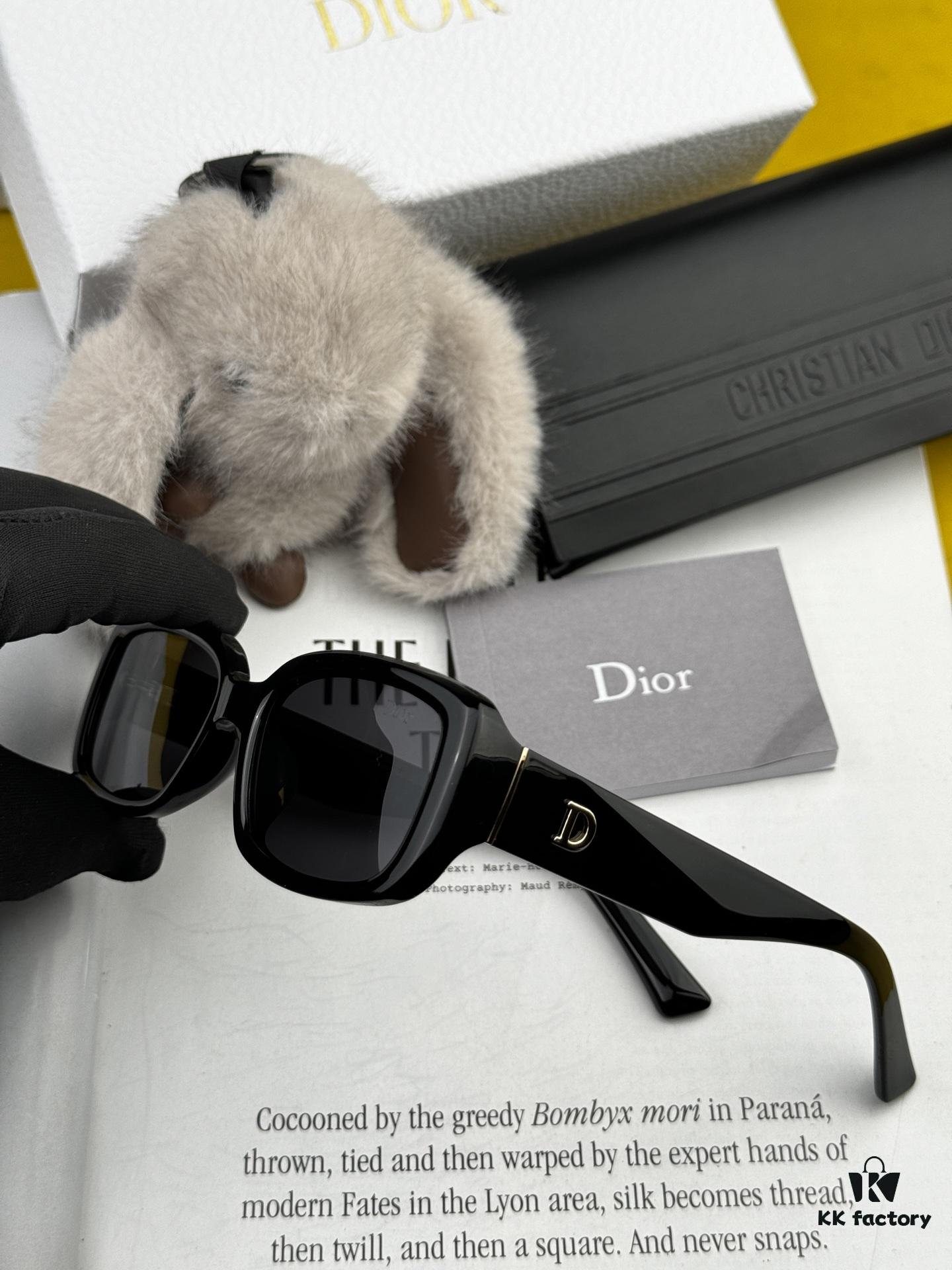 【DIOR - Dior】2025 Spring New Arrival Trendy Popular Fashion Square Polarized Sunglasses High Quality Comfortable Wear Influencer Favorite Sunglasses Model: D2111 Eyeglasses Sunglasses